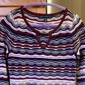 Bold Chevron Striped 3/4 sleeve Tunic / White House Black Market.